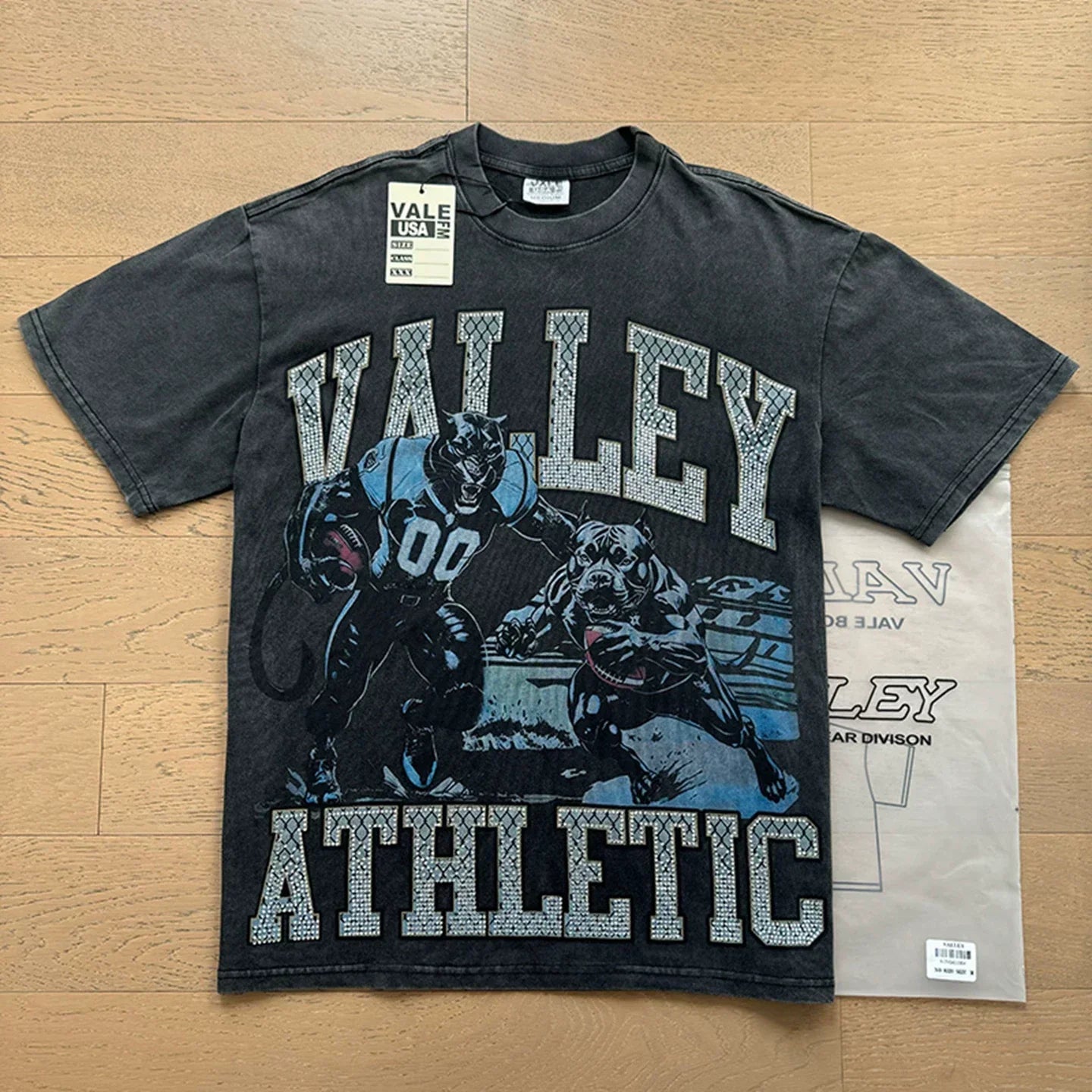 Vale Athletic Vintage Graphic T-Shirt Washed Black